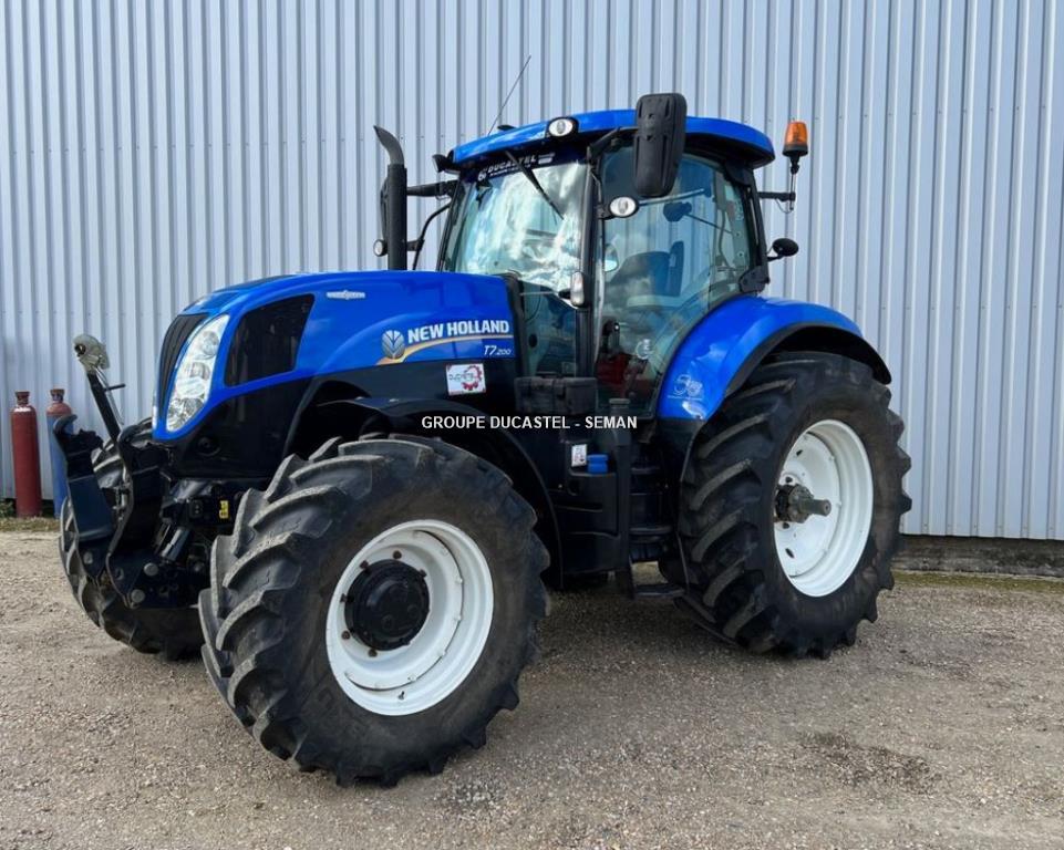 NEW HOLLAND T7 200 D Occasion Tracteur Agricole 155 Ch 2015