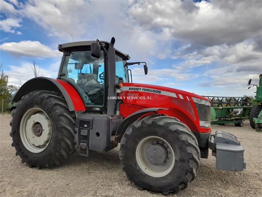 MASSEY FERGUSON 8660 d'occasion - Tracteur agricole - 177 ch - 2012