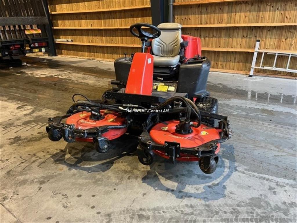 JACOBSEN AR3 d'occasion Tondeuse autoportée 0