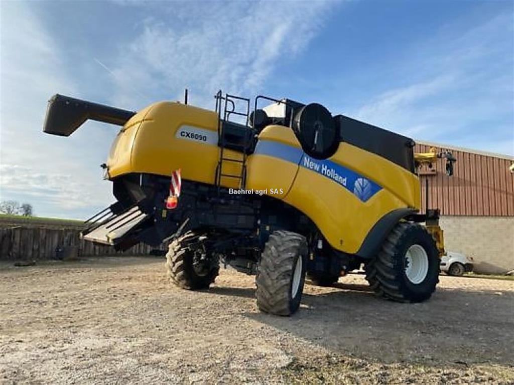 İkinci el NEW HOLLAND CX 8090 - Biçerdöver - 2007