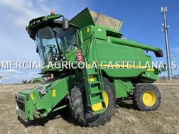 John Deere T 660