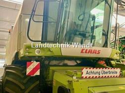 Claas Lexion 570 mit Schneidwerk