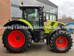 Claas AXION 810