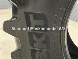 BKT 710/70R42