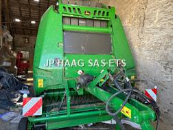 John Deere V461M