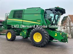 John Deere T 560