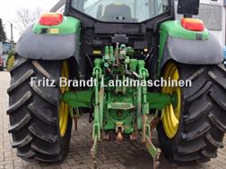 John Deere 6220