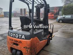 Toyota 8 FBET 18 vorkheftruck 1.8 t elektrisch sideshift