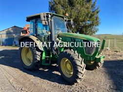 John Deere 5075M