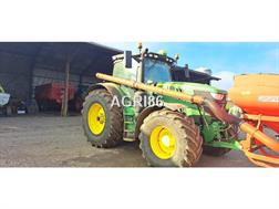 John Deere 6215R