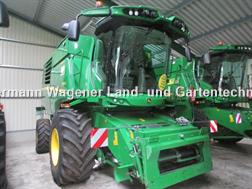 John Deere T 560