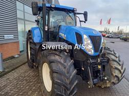 New Holland T7.220