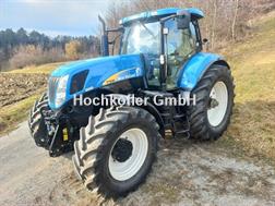 New Holland T 7040