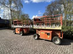 JLG 2 stuks MRT260 Hoogwerker