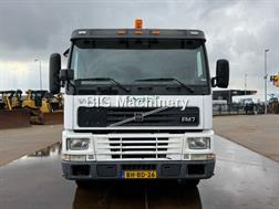 Volvo FM7-42R-80S 4x2 with Atlas 60.1 crane