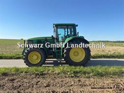 John Deere 6820