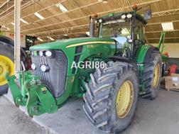 John Deere 8330