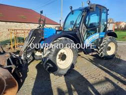 New Holland LM7-42