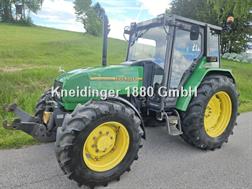 John Deere 3300