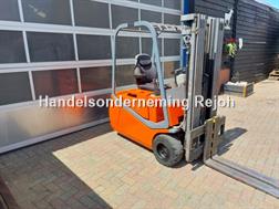 BT CBE 1.5 t triplex sideshift