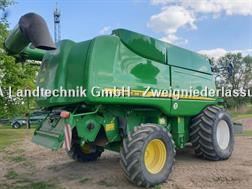 John Deere S 690