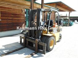Daewoo D35S mit Triplexfreihubmast + SS + Zwillingsreif