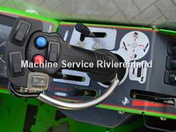 Avant 760i Trax Kniklader/Shovel