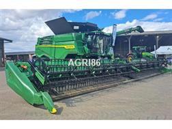 John Deere X9 1100