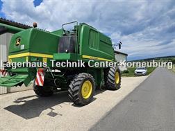John Deere T 550