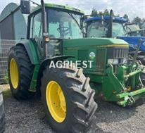 John Deere 6900