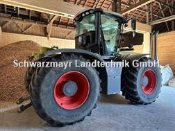 Claas XERION 3300