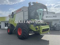 Claas TRION 650