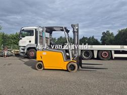 Jungheinrich EFG320
