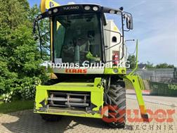 Claas Tucano 320