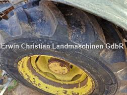 John Deere 6210
