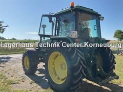 John Deere 3350