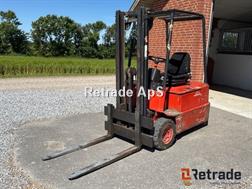 Linde E15 El truck