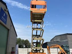 JLG 40692E