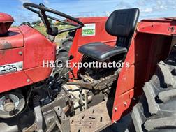 Massey Ferguson 158