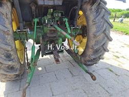 John Deere 2130