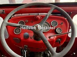 Massey Ferguson 135