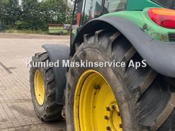 John Deere 6420