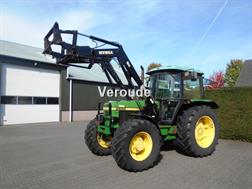John Deere 2850