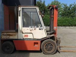 Nissan EGH02A30U // 3 Tons diesel