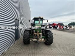 John Deere 3040