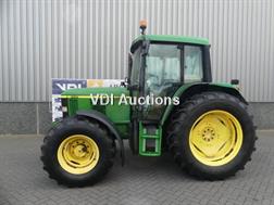 John Deere 6410