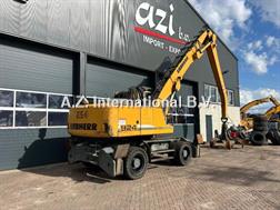 Liebherr A924C