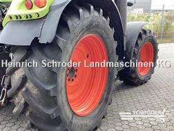 Claas ARION 520  