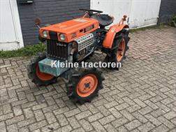 Kubota B 7000