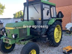 John Deere 1030